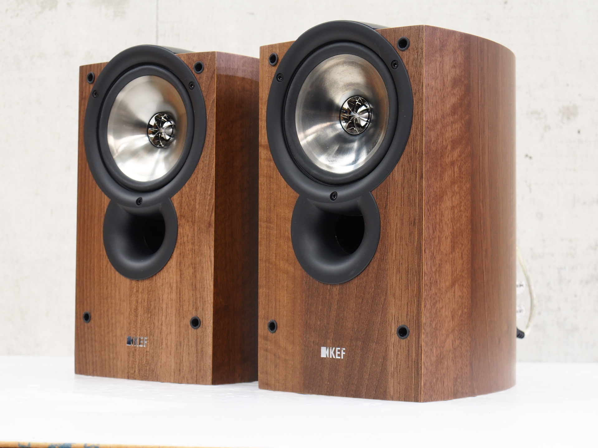 アバックWEB-SHOP / 【中古】KEF IQ10(WN)【コード01-11091】ブックシェルフスピーカー(ペア)