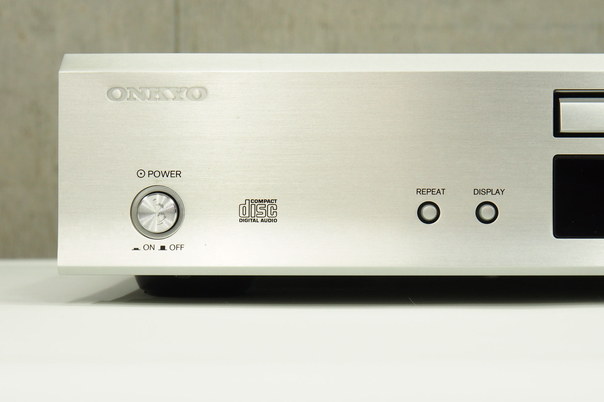 アバックWEB-SHOP / 【中古】ONKYO C-773-特【コード01-08752】CDプレーヤー