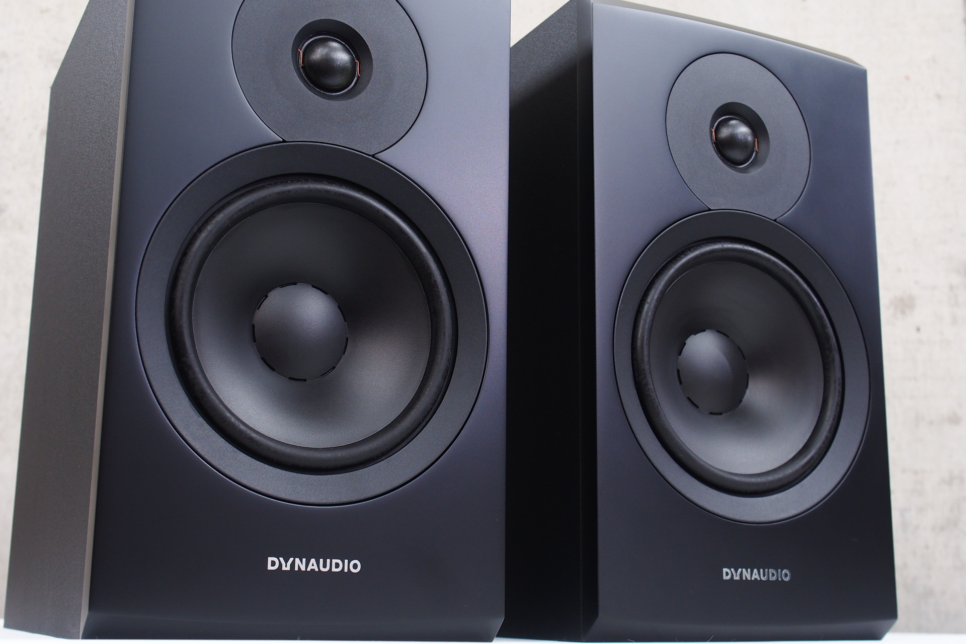 アバックWEB-SHOP / 【中古】DYNAUDIO Emit 20(SB)【コード01-08946 