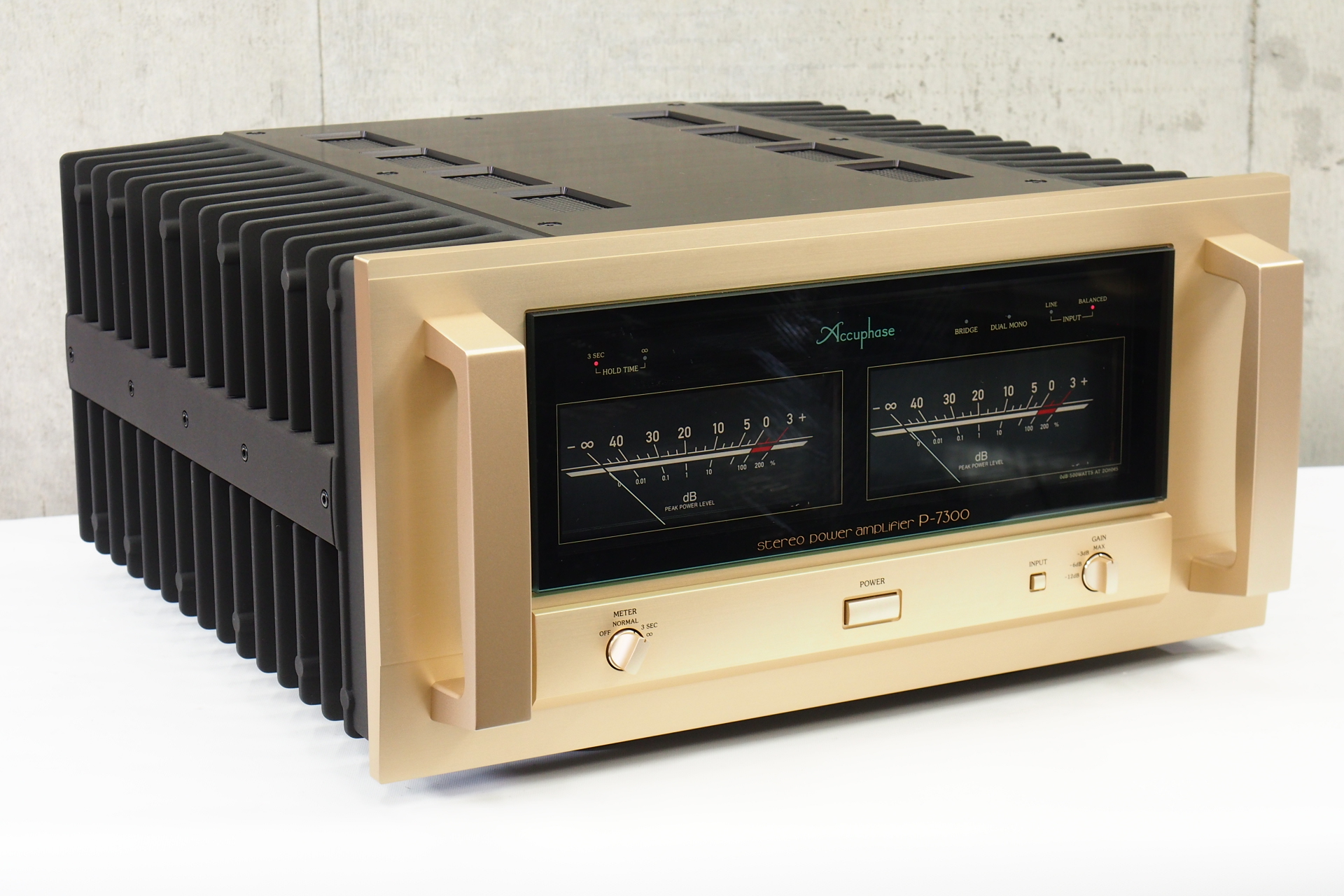 アバックWEB-SHOP / 【中古】Accuphase P-7300 [送料別途見積]【コード01-11439】ステレオパワーアンプ