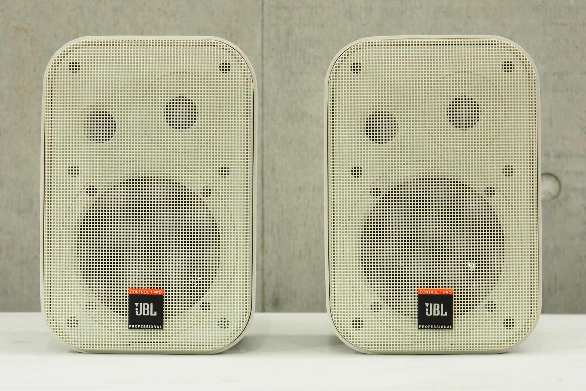 アバックWEB-SHOP / 【中古】JBL Control 1 Pro【コード01-09139