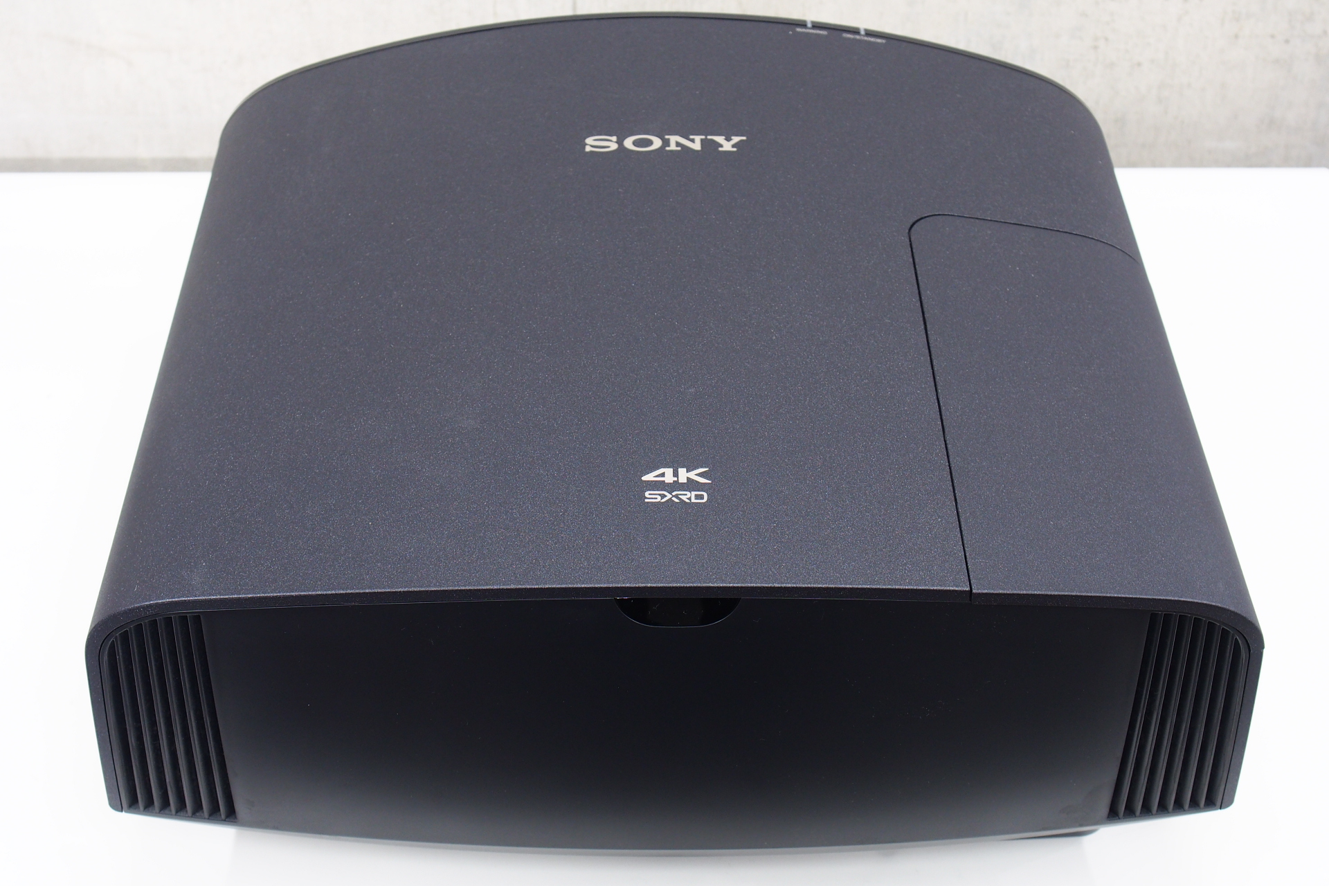 アバックWEB-SHOP / 【中古】SONY VPL-VW255(B)【コード01-09116】