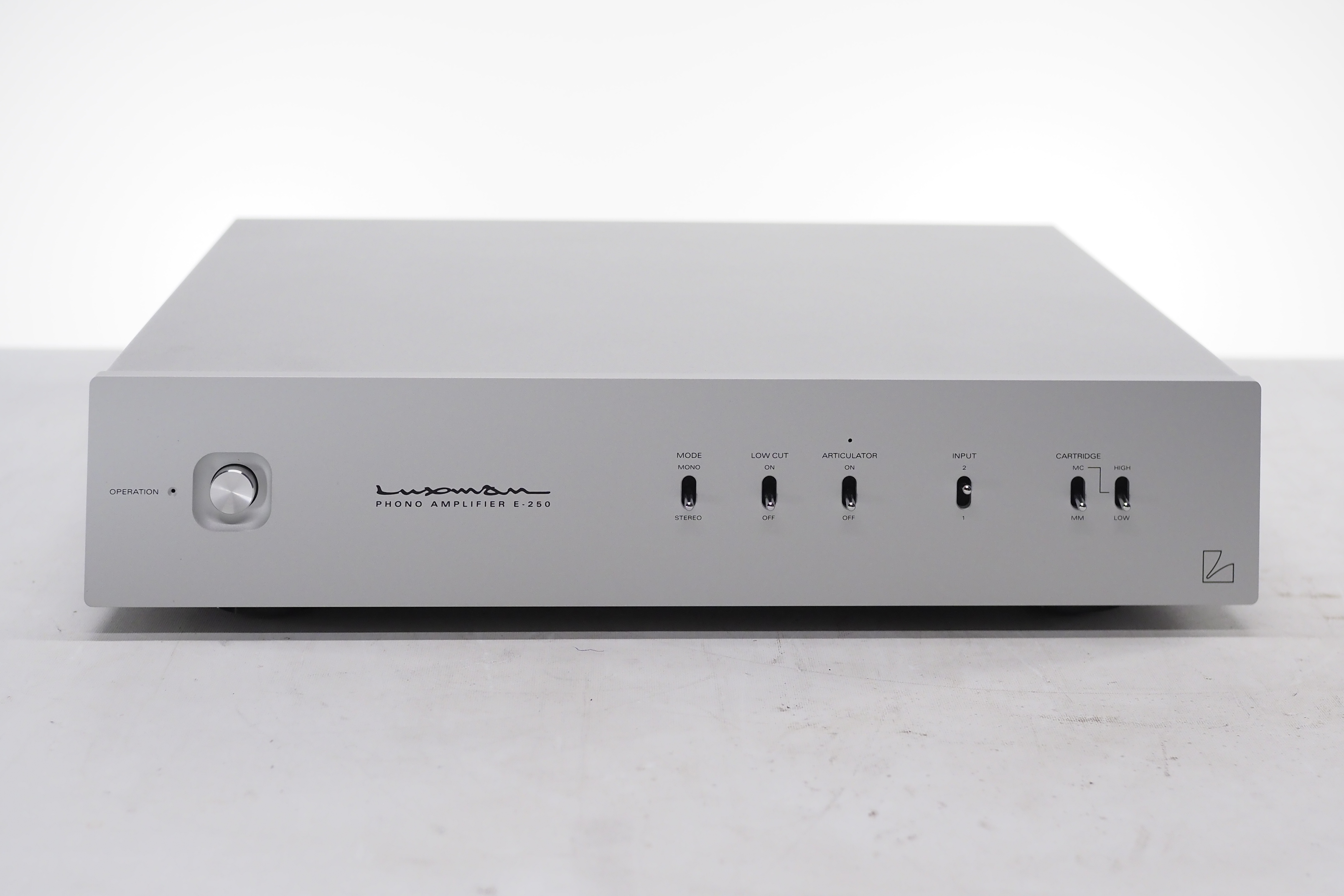 アバックWEB-SHOP / 【中古】LUXMAN E-250 【コード21-06359】PHONO AMPLIFIER E-250