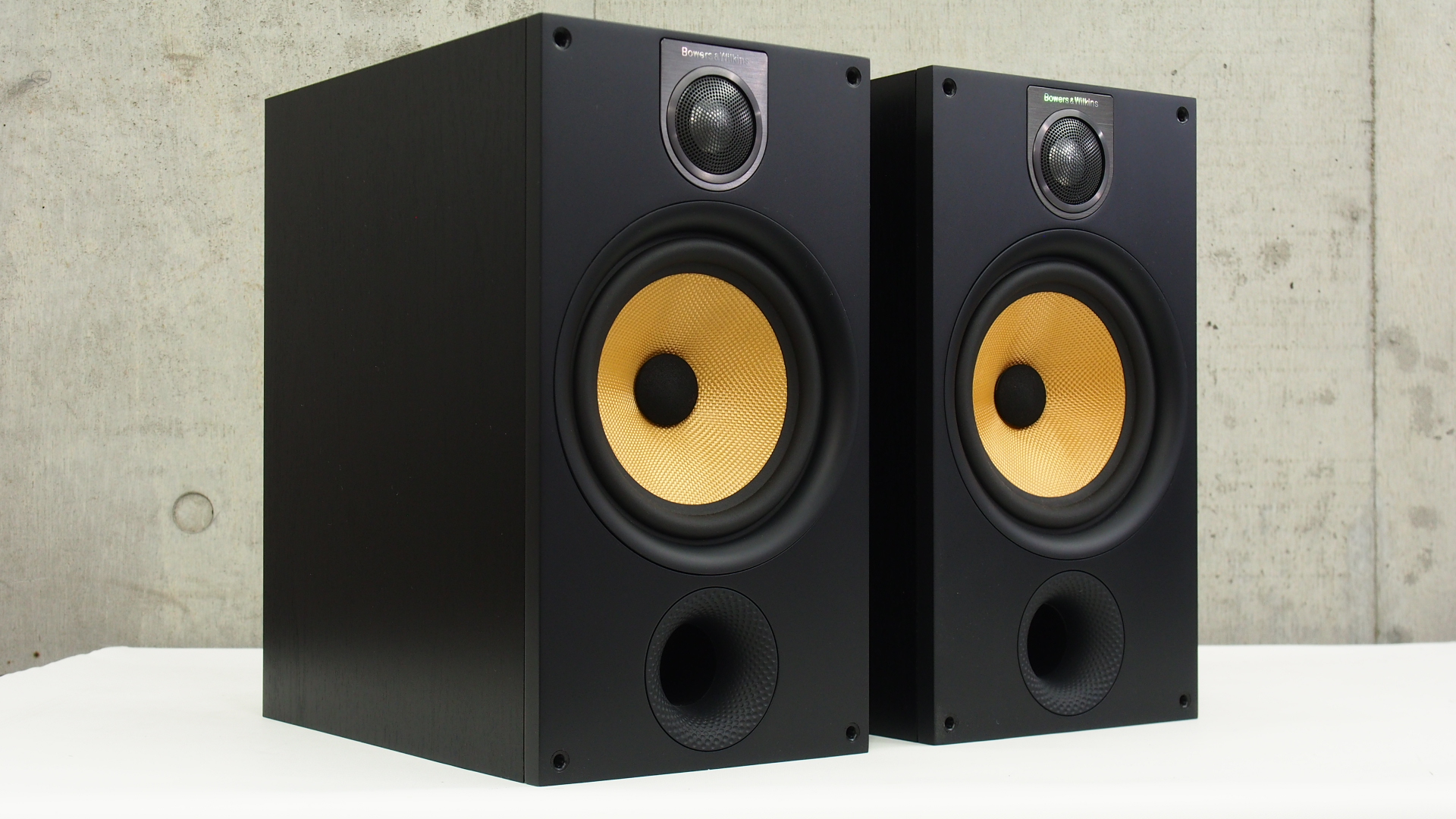 B&W Bowers&Wilkins スピーカー 685S2 ブラックアッシュ 2本