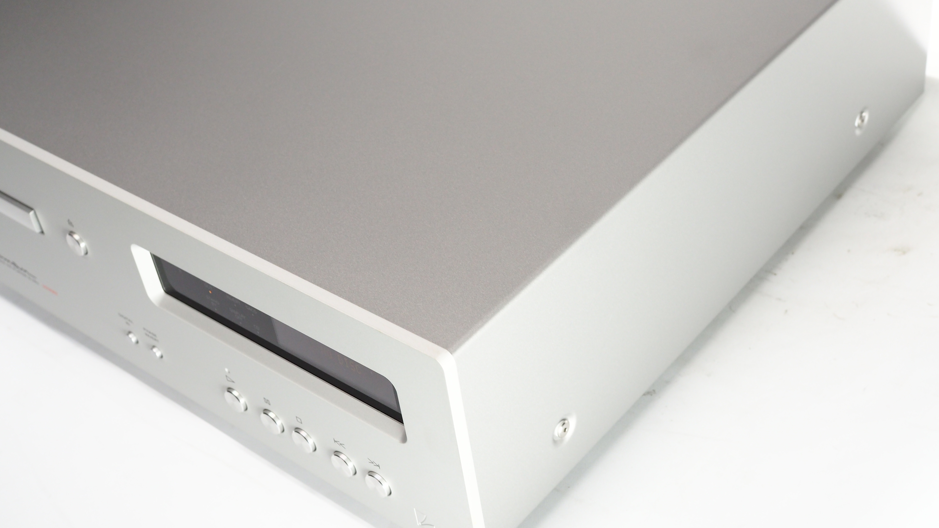 アバックWEB-SHOP / 【中古】LUXMAN D-05u【コード21-05477】ラックスマンのSACD/CDプレーヤー