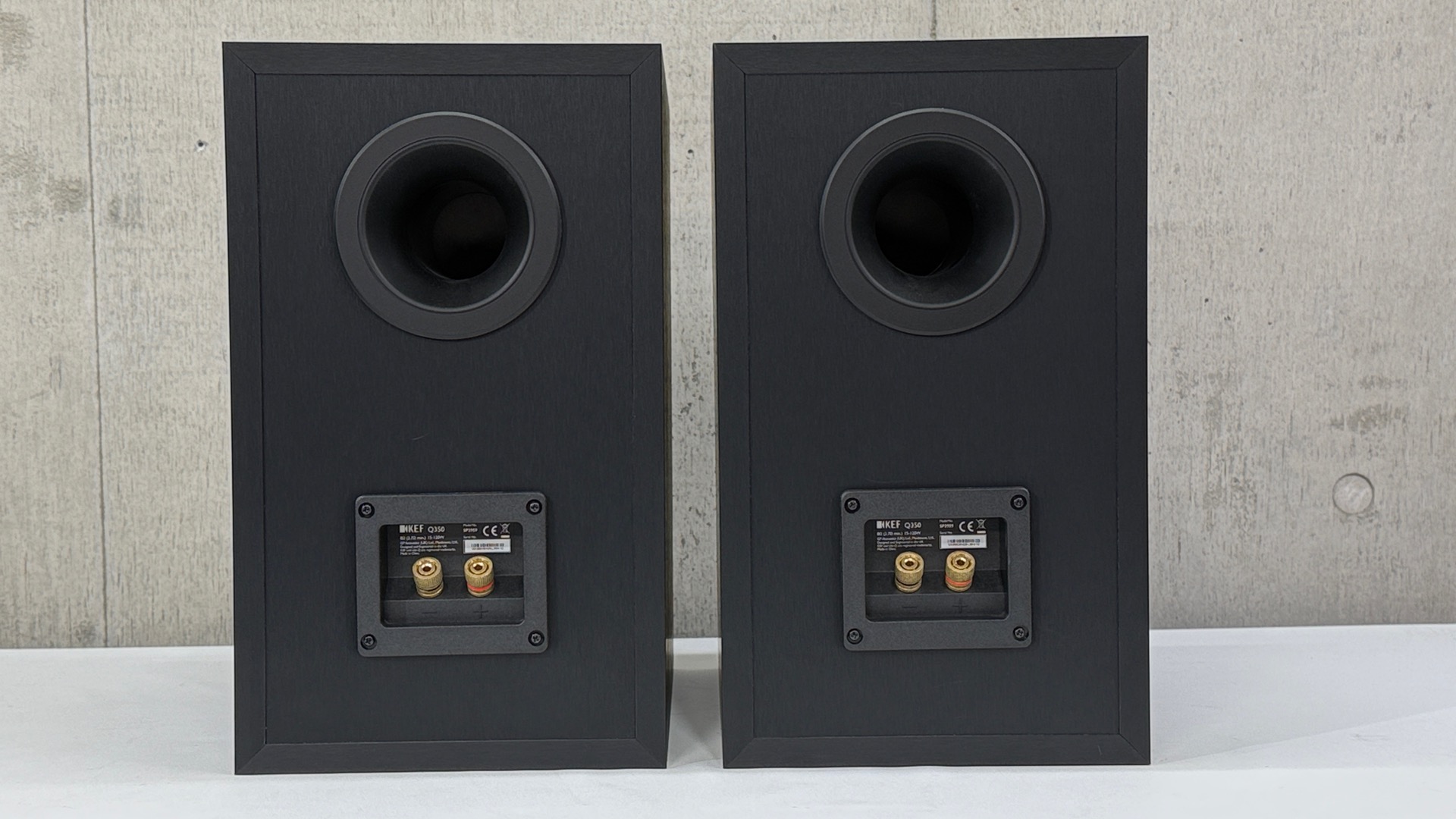 アバックWEB-SHOP / 【展示処分品】KEF Q350(B)【コード90-02848】ブックシェルフスピーカー(ペア)