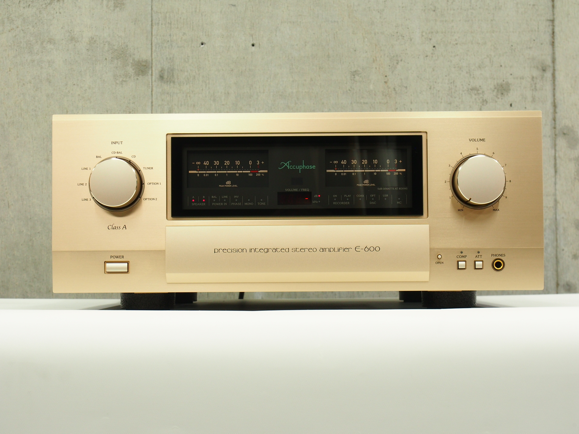 Accuphase Accuphase（アキュフェーズ）　プリメインアンプ「E-303」　ジャンク品　通電はOK