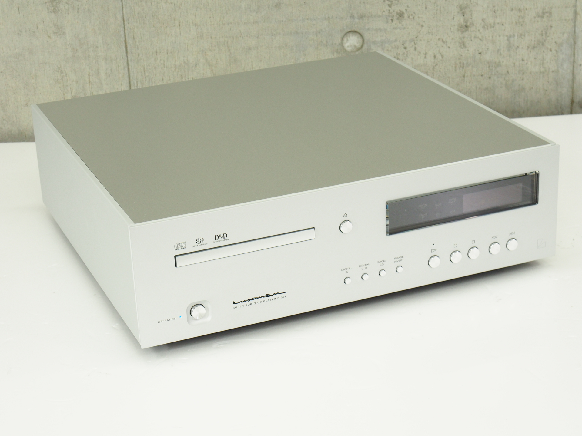 アバックWEB-SHOP / 【中古】LUXMAN D-07X【コード01-10297】SACD/CDプレーヤー