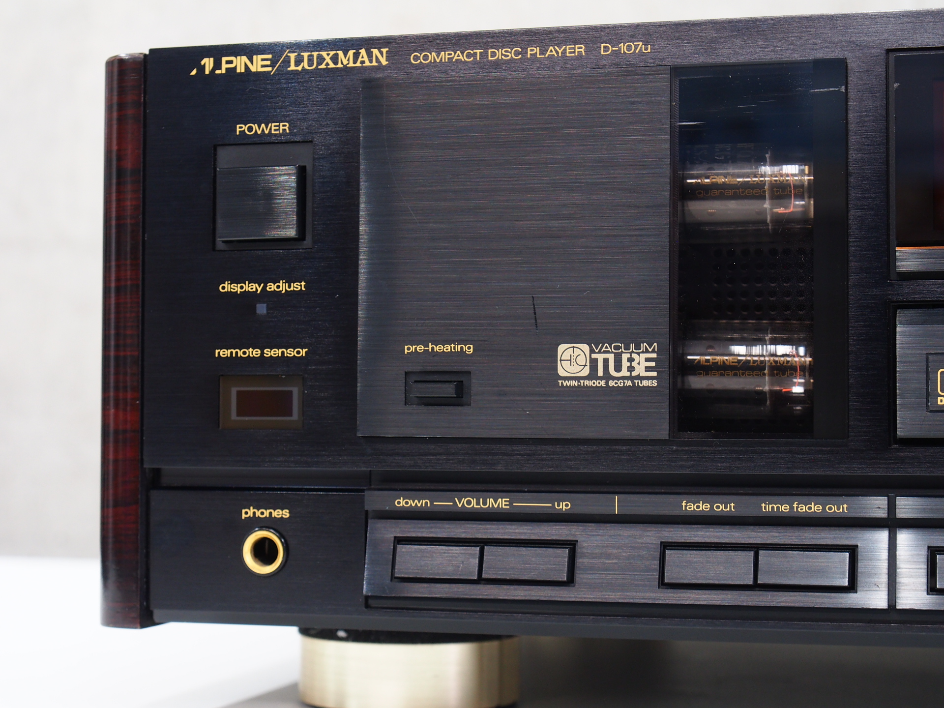 アバックWEB-SHOP / 【中古】LUXMAN D-107u【コード01-10518】CDプレーヤー